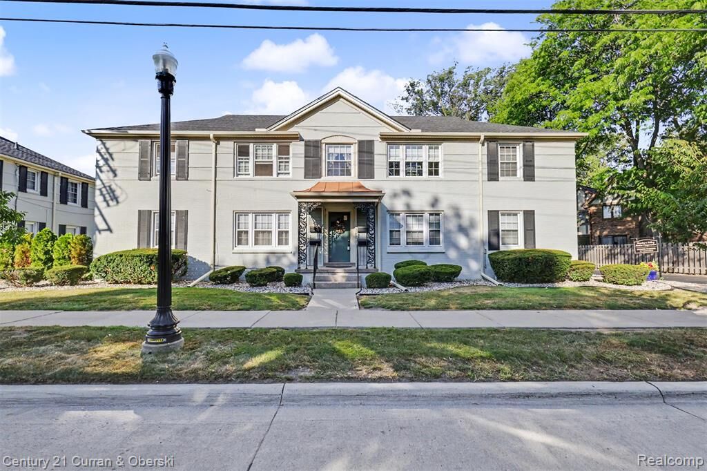 Property Photo: 726 S Military Street MI 48124 2108