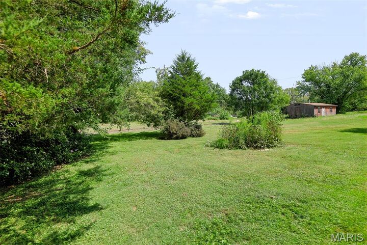 Property Photo: 2230 N 57th Street IL 62204