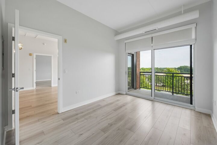 Property Photo: 450 Village Center Drive 302 IL 60527