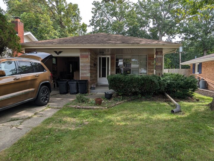 Property Photo: 420 Earl Avenue IL 60436
