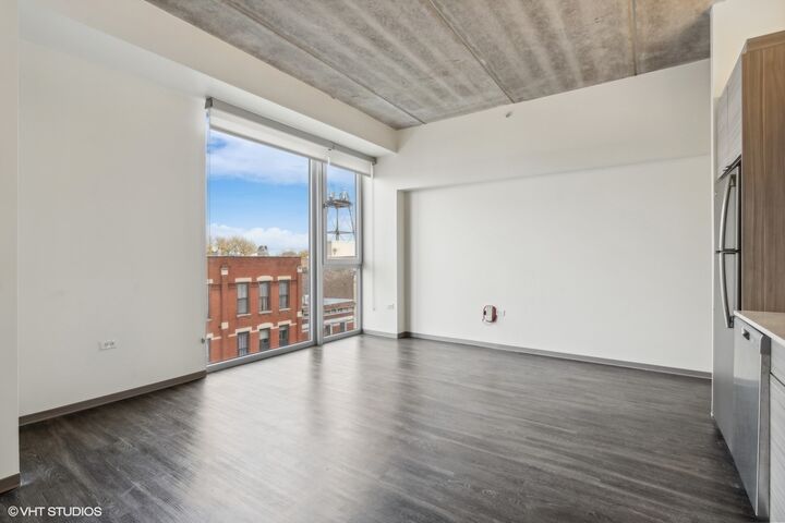 Property Photo: 1920 N Milwaukee Avenue 205 IL 60647