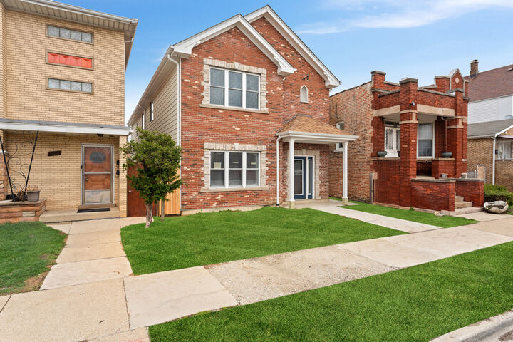 Property Photo:  5326 W 31st Street  IL 60804 