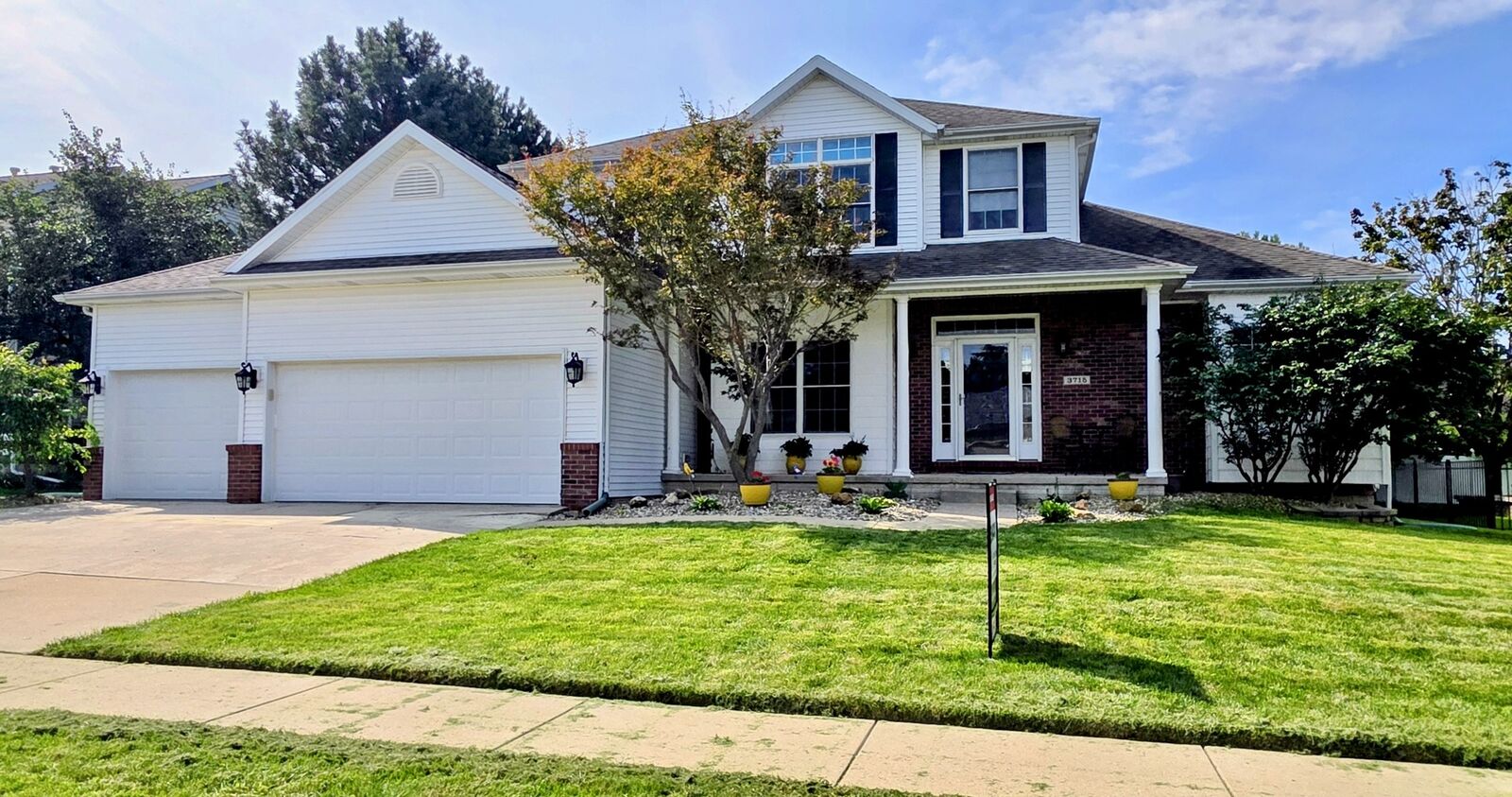 Property Photo:  3715 Gina Drive  IL 61704 