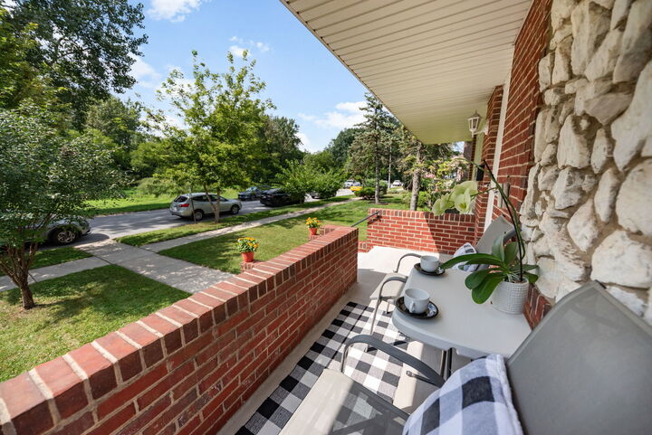 Property Photo:  14241 S Mackinaw Avenue  IL 60633 