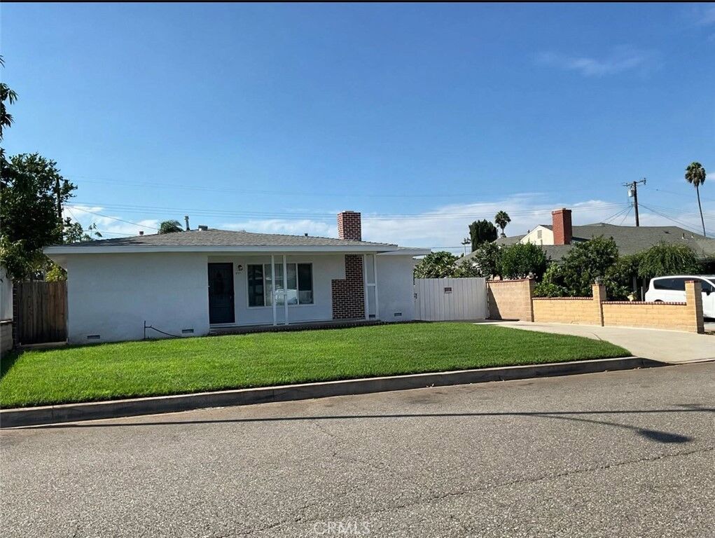 Property Photo:  611 Santo Oro Avenue  CA 91744 