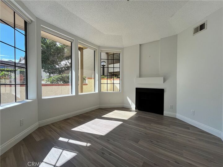 Property Photo:  2567 Plaza Del Amo 108  CA 90503 
