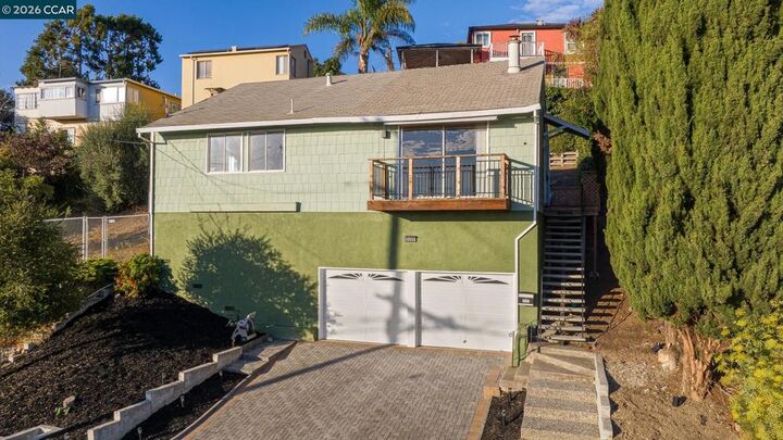 Property Photo: 17112 Los Banos St CA 94541