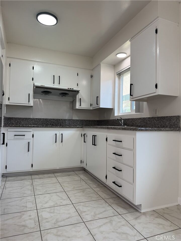 Property Photo:  21023 Donora Avenue B  CA 90503 