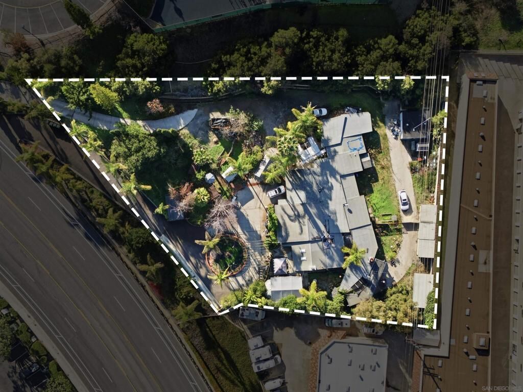 Property Photo: 935 Encinitas Blvd CA 92024