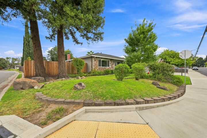 Property Photo:  5432 Mariposa Avenue  CA 95610 