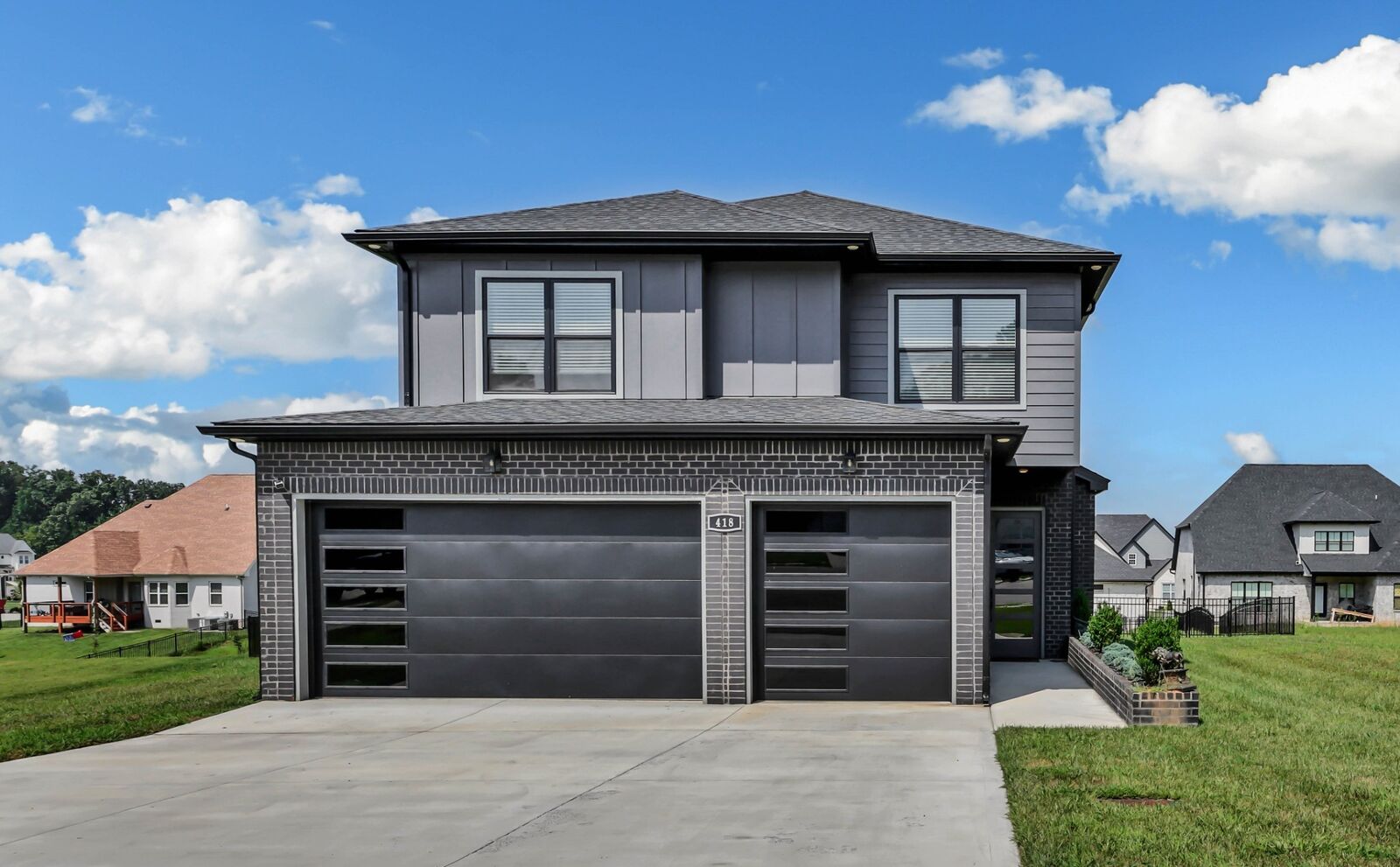Property Photo:  418 Blue Ridge Ct  TN 37043 