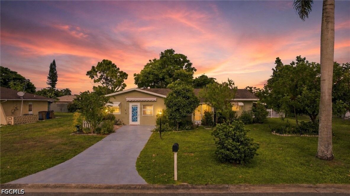 Property Photo: 108 Contee Drive FL 33936