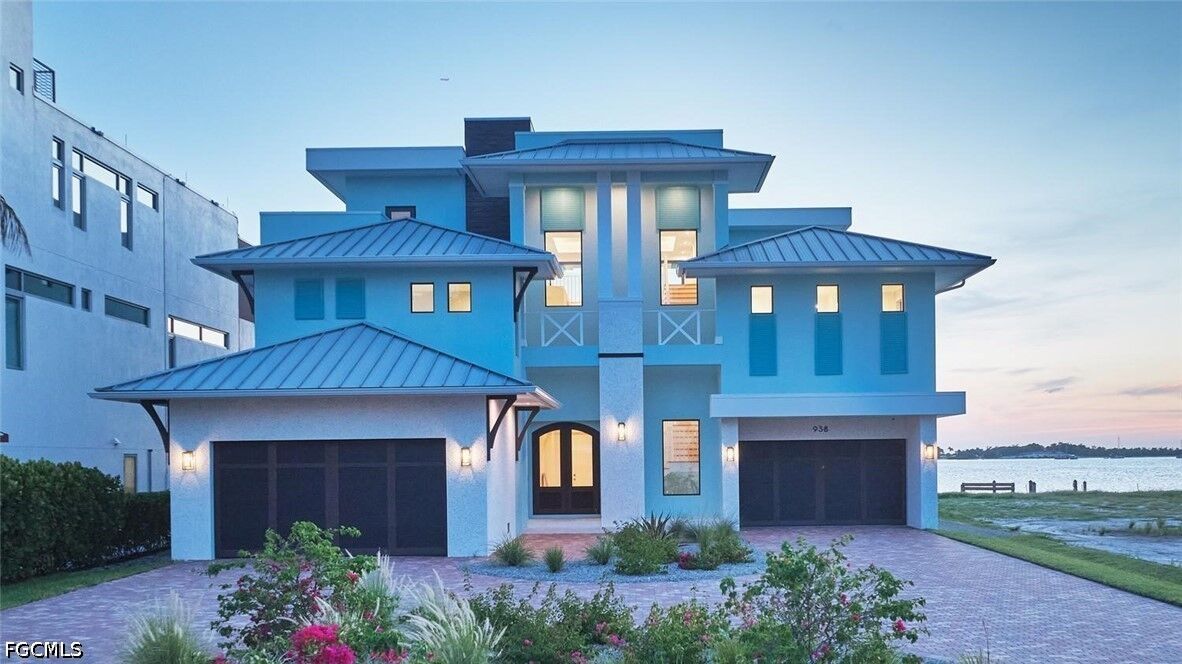 Property Photo:  938 San Carlos Drive  FL 33931 
