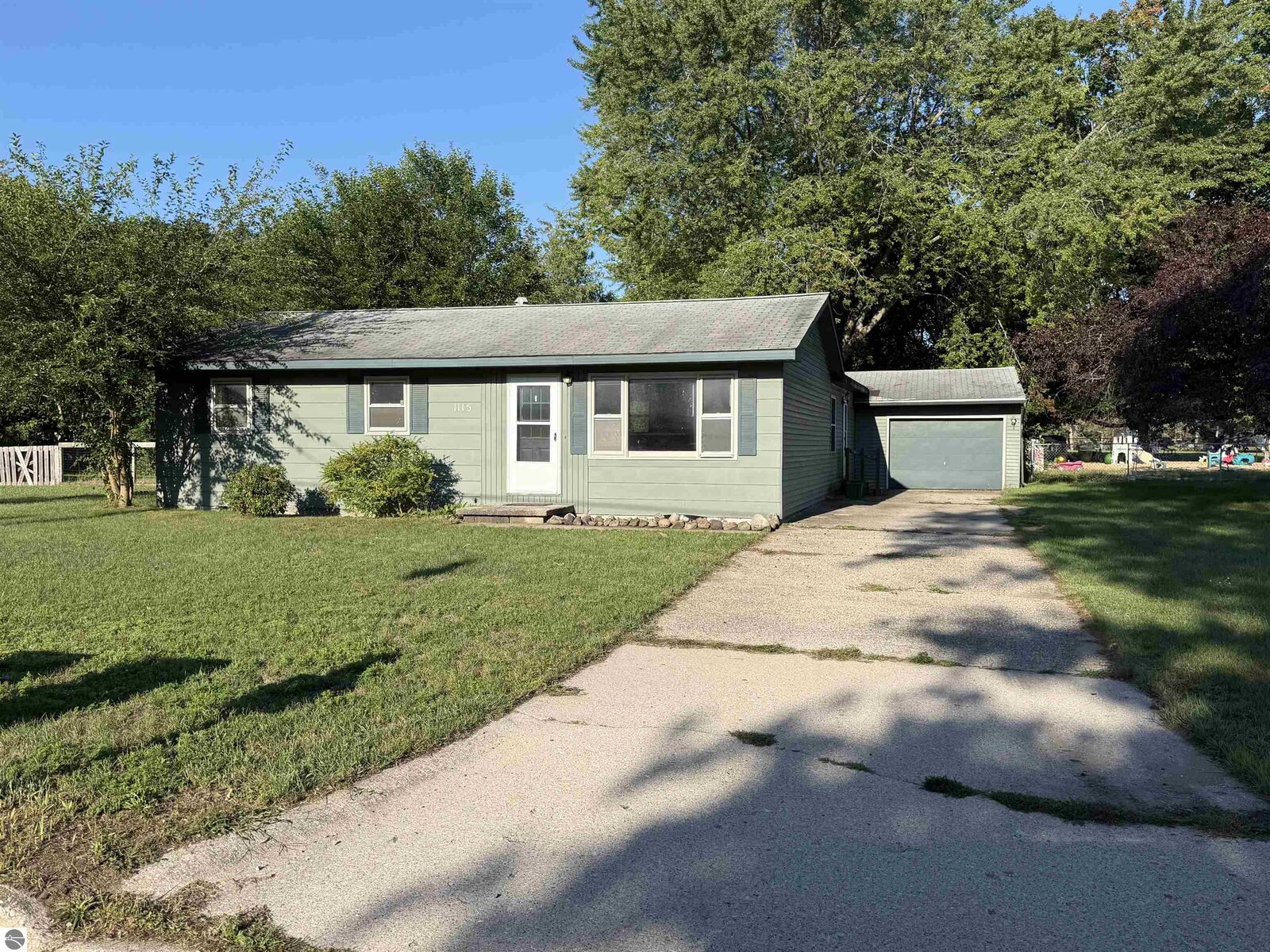 Property Photo: 1115 Park MI 48617