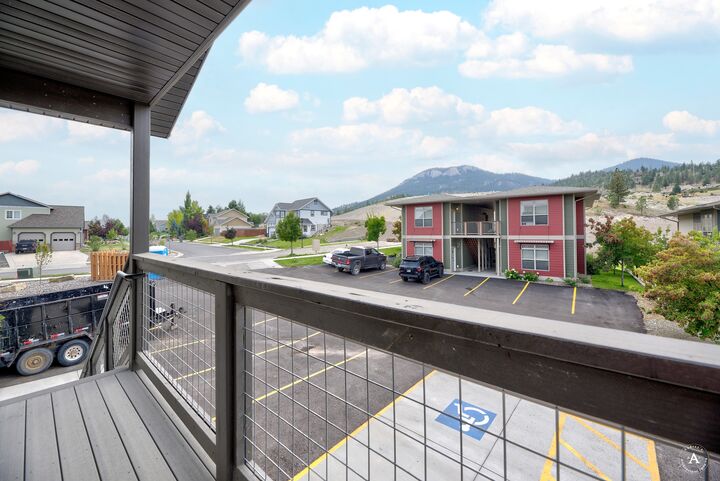 Property Photo:  2876 Overlook Boulevard  MT 59601 