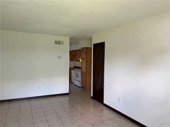 Property Photo:  824 Early Street 1  LA 70080 