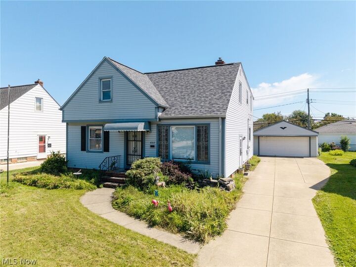 Property Photo:  4747 Southwood Drive  OH 44144 