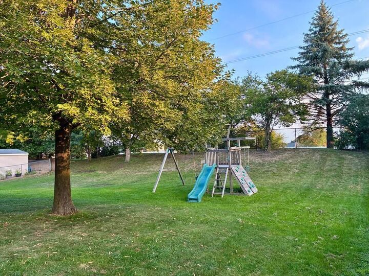 Property Photo:  1283 Creekside Drive  MN 55387 