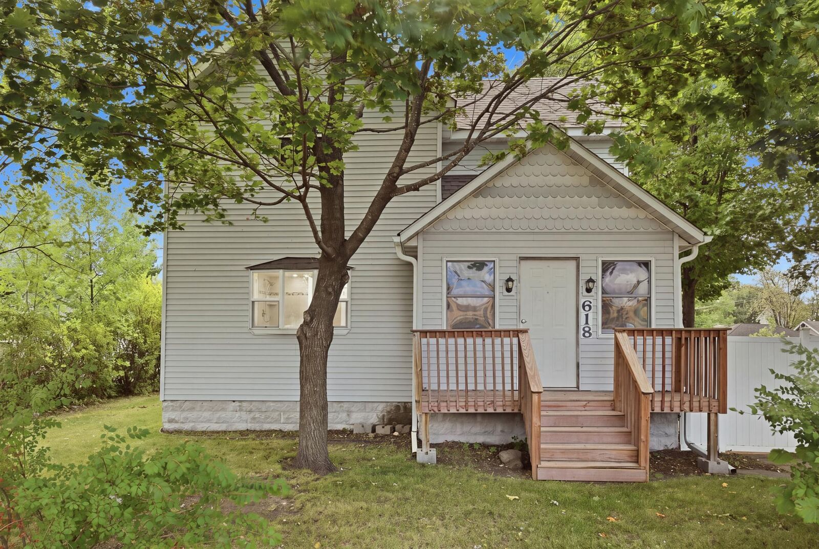 Property Photo:  618 N 8th Street  MN 56401 