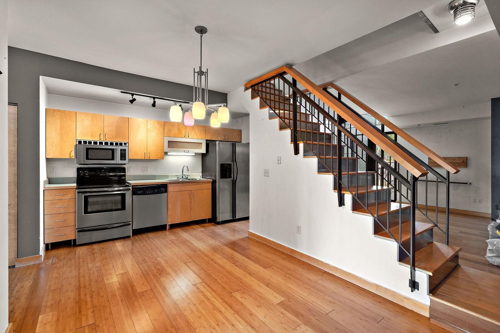 Property Photo:  10 E 26th Street 311  MN 55404 
