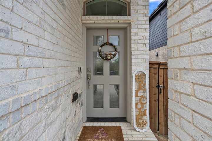 Property Photo:  228 Palo Duro Bend  TX 76078 