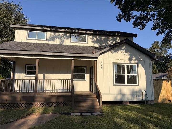 Property Photo:  4027 Akard Avenue  LA 71105 