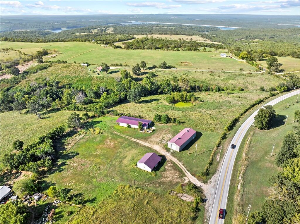 Property Photo: 379 E 14 Highway AR 72644