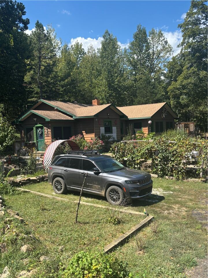 Property Photo:  161 Newton County 8644 Road  AR 72666 