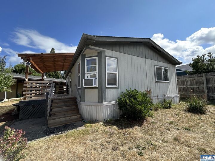 Property Photo: 90 Baywood Village Rd #23 WA 98382