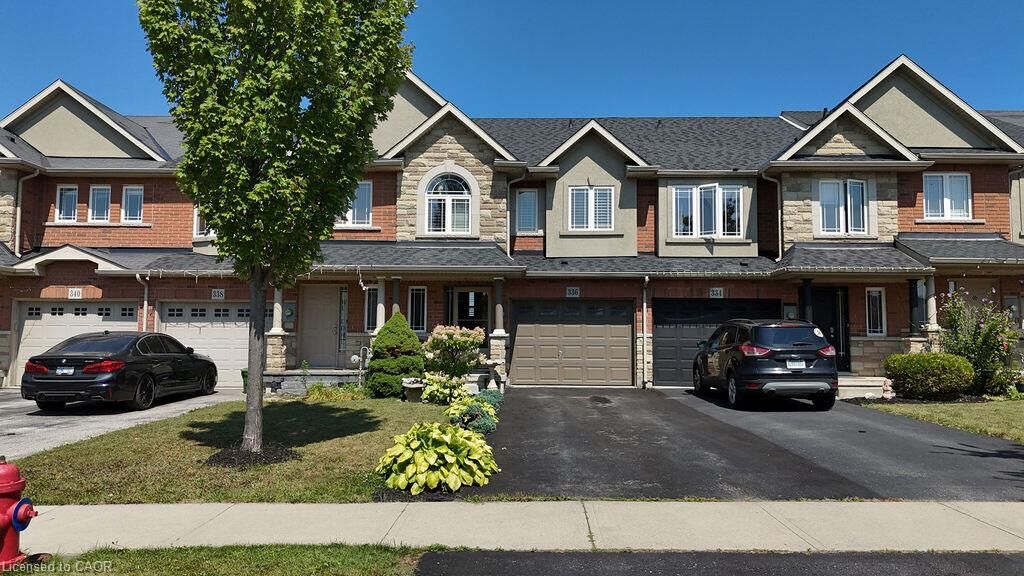 Property Photo:  336 Pinehill Drive  ON L0R 1P0 