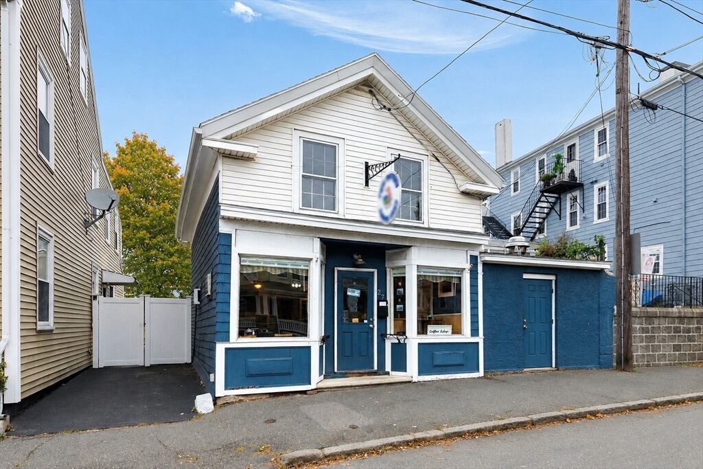 Property Photo: 27 Washington St 27 MA 01930