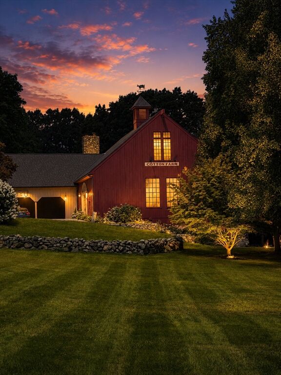 Property Photo: 121 Marrett Rd 2 MA 02421