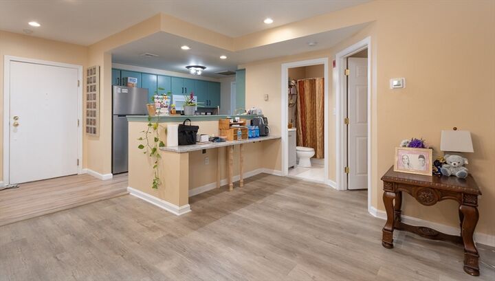 Property Photo:  770 Salisbury Street 511  MA 01609 