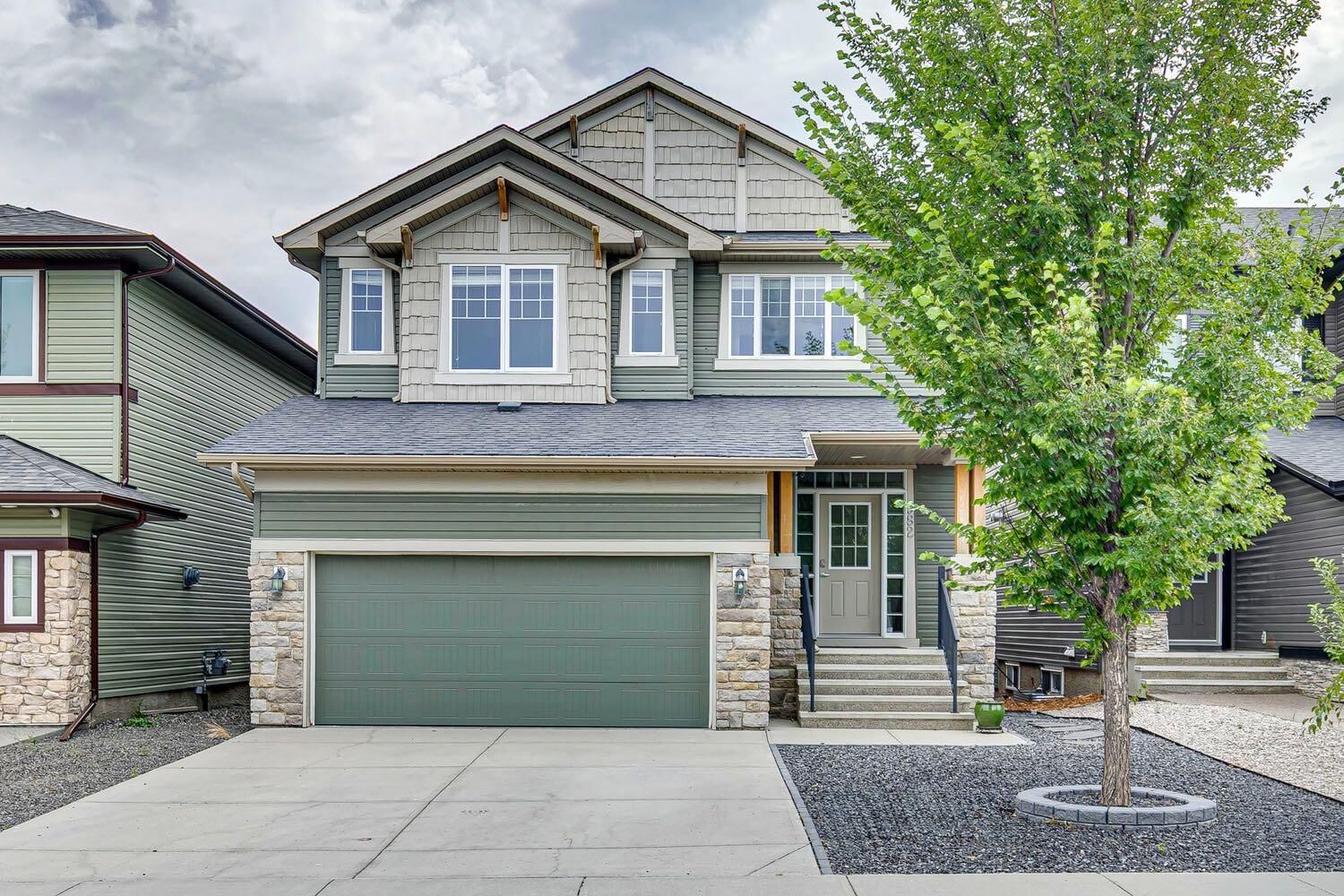 Property Photo: 982 Evanston Drive NW AB T3P 0K9