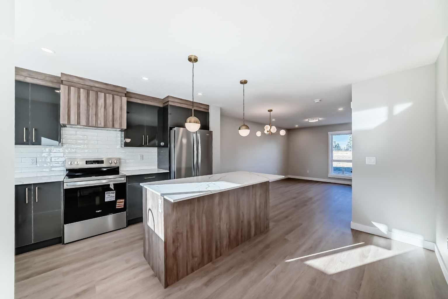 Property Photo:  1002 Clover Road  AB T0M 0N0 