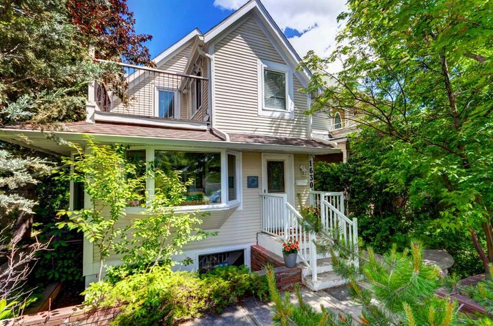 Property Photo:  1630 7 Street NW  AB T2M 3H6 