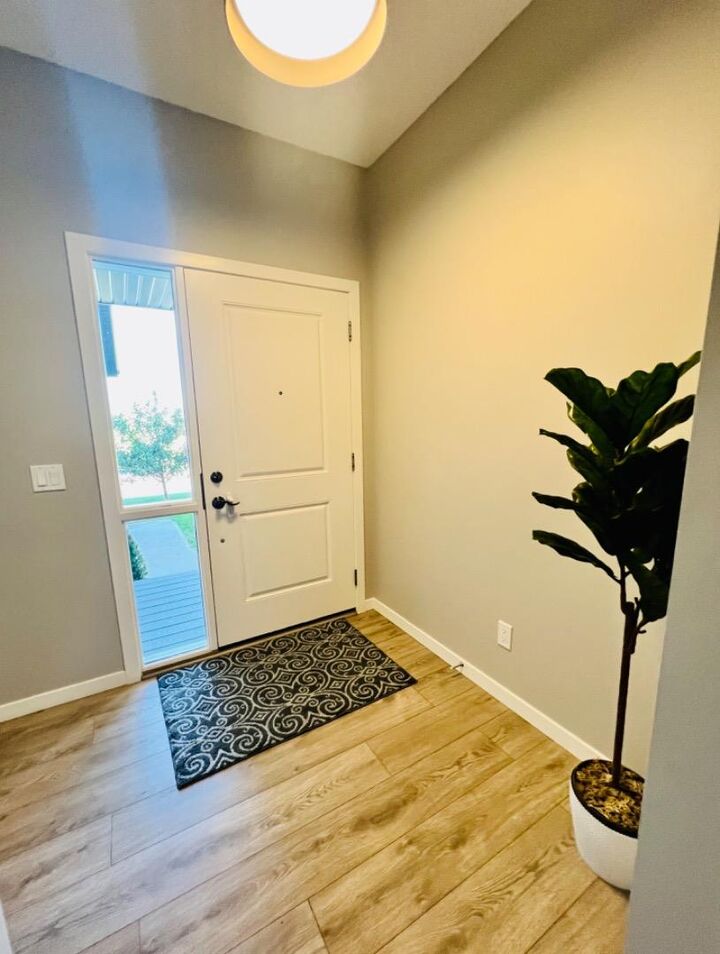 Property Photo:  46 Legacy Grove SE  AB T2X 2E3 