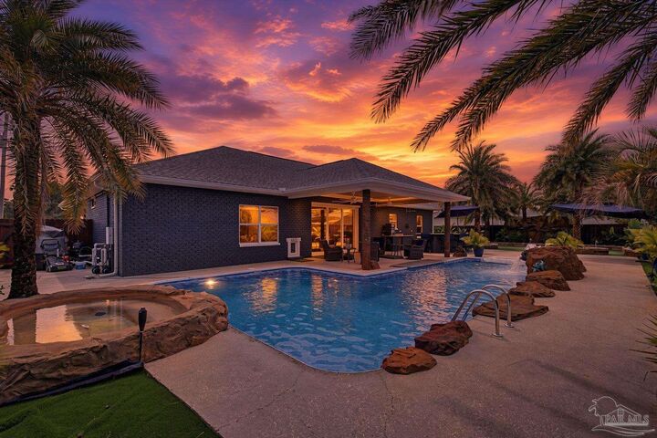 Property Photo: 4832 Whitewood Rd FL 32563