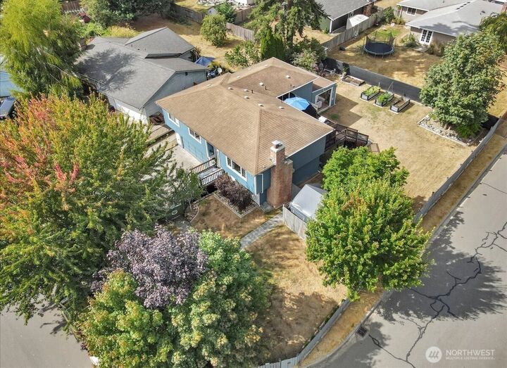Property Photo:  6706  22nd Drive NE  WA 98271 