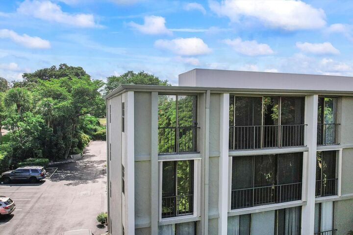 Property Photo: 501 SW 11th Place 418 FL 33432