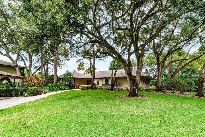 Property Photo: 4251 Wood Ride C FL 33436