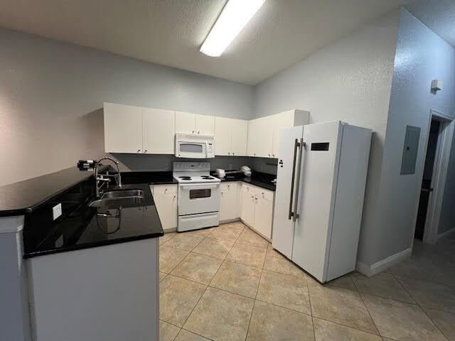 Property Photo: 5811 La Costa Drive 210 FL 32807