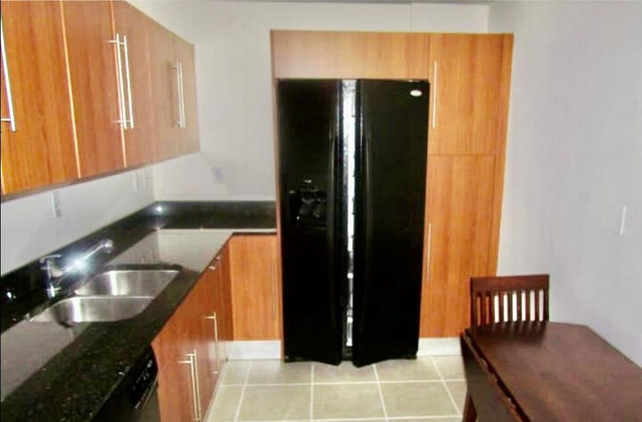 Property Photo:  3001 S Ocean Drive  FL 33019 