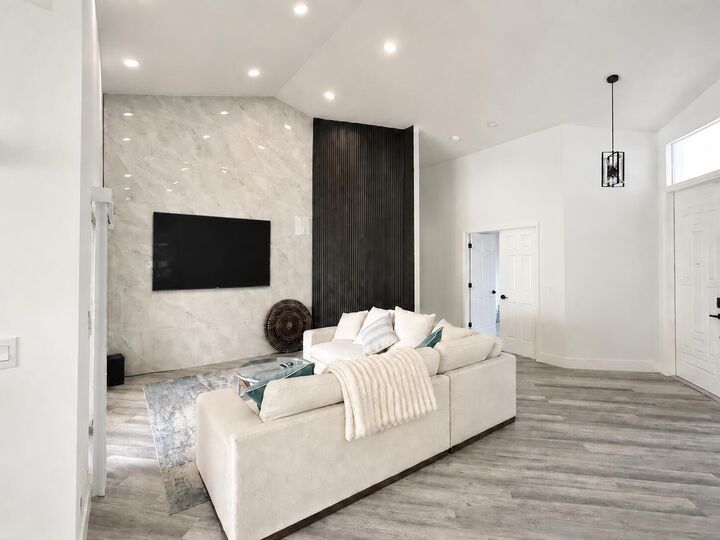 Property Photo: 15545 Meadow Wood Drive FL 33414