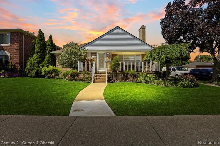 Property Photo:  6151 Oakman Boulevard  MI 48126 