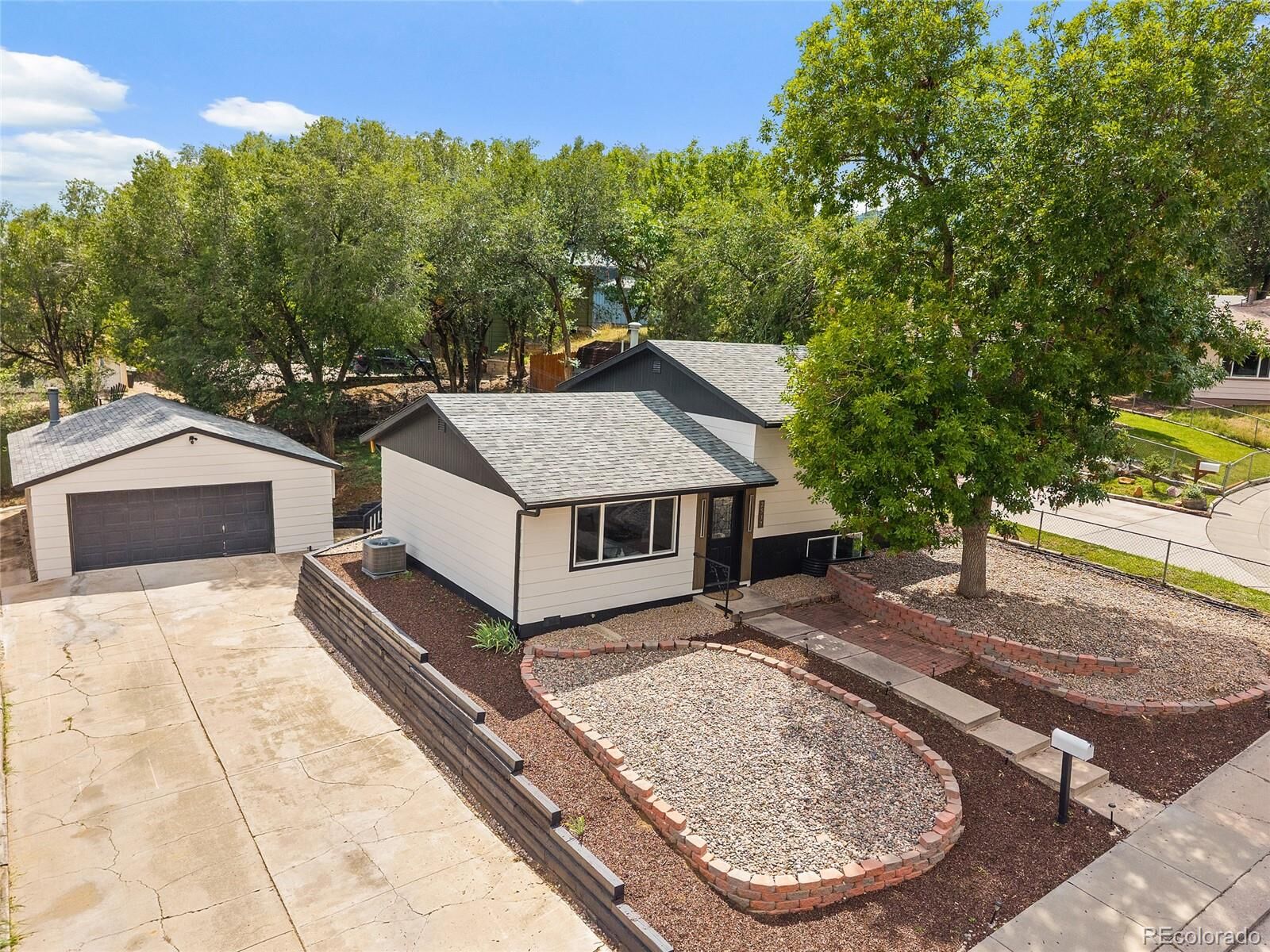 Property Photo: 2537 Camelot Court CO 80904