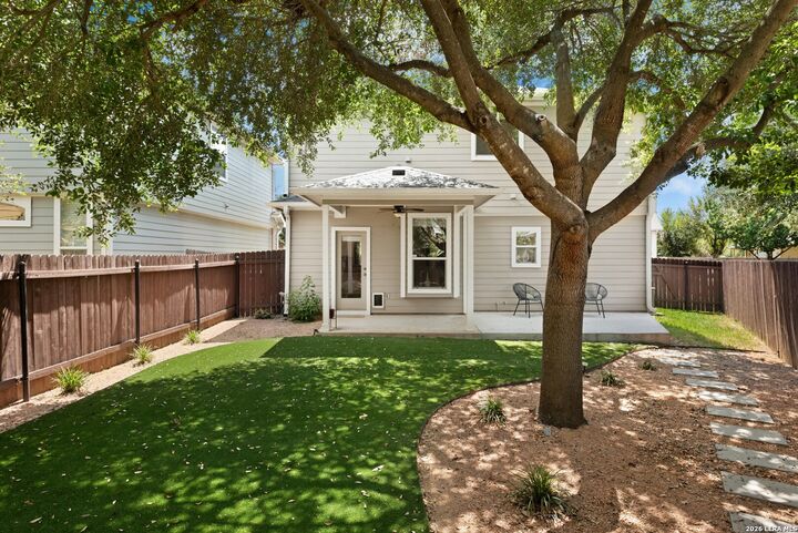 Property Photo:  1704 Comfort  TX 78748 