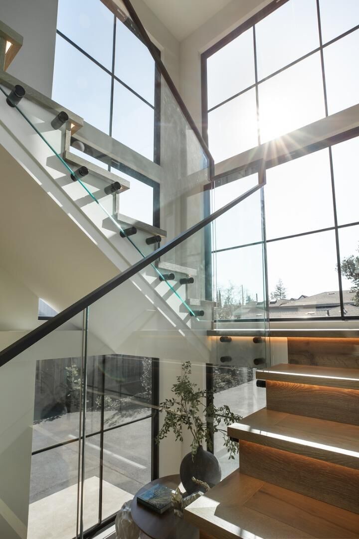 Property Photo:  1866 Valparaiso Avenue  CA 94025 