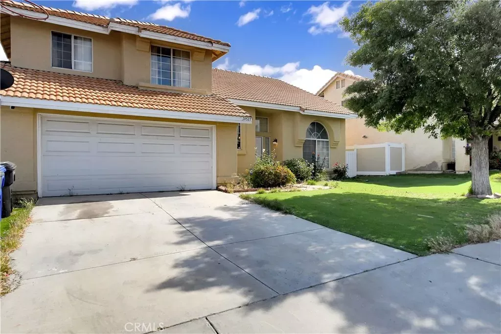 Property Photo:  14527 Pony Trail Road  CA 92392 