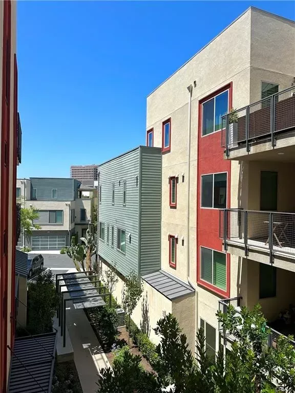 Property Photo:  145 Bowery  CA 92612 